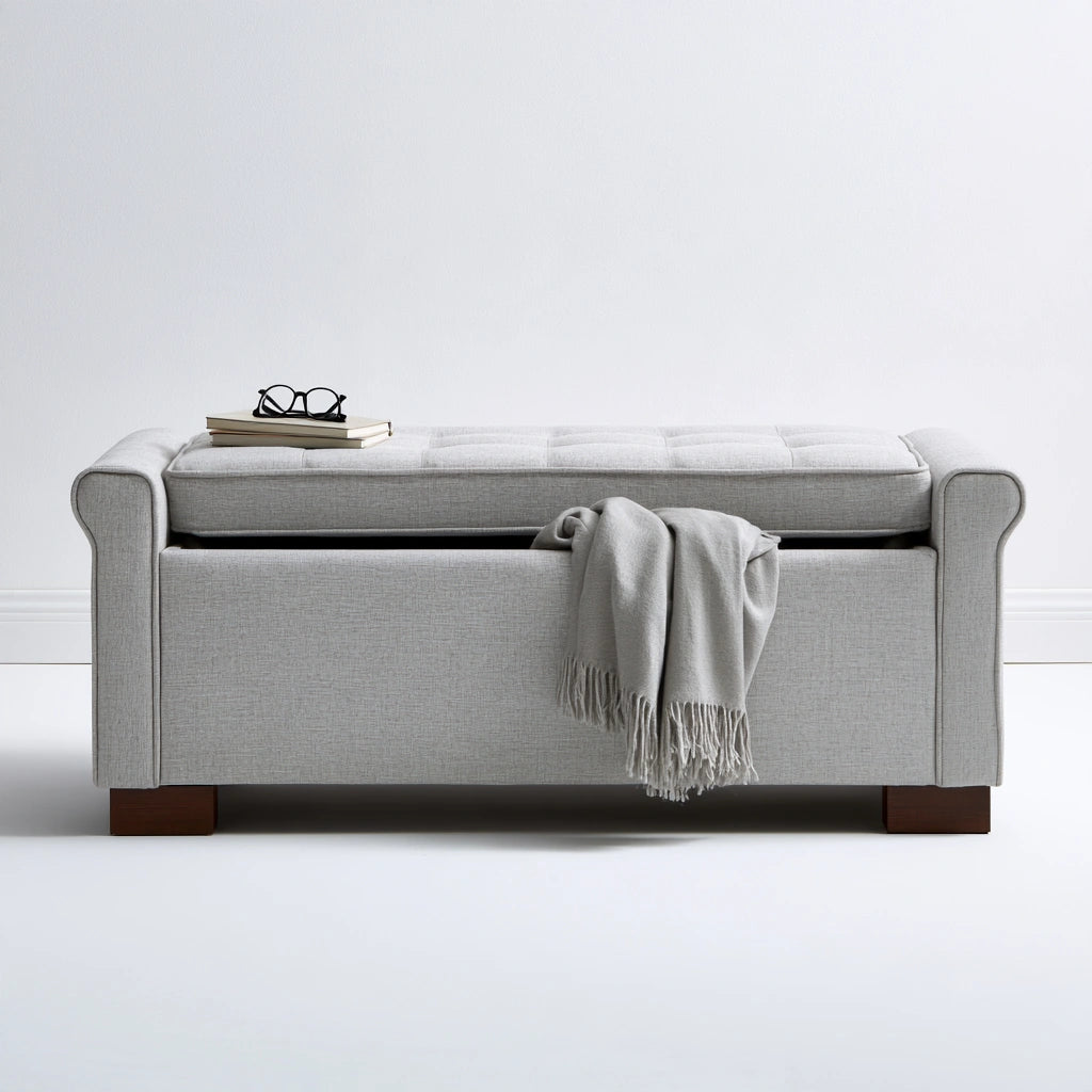 Banc avec rangement aux lignes épurées, coloris gris clair